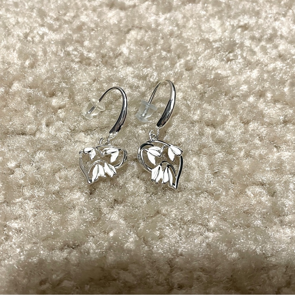 Elegant Silver Floral Earrings from Belgium